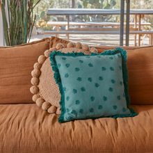 Lade das Bild in den Galerie-Viewer, Hanf Kissenbezug - Daisy Sage (B-Ware)