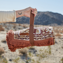 Load image into Gallery viewer, Wandering Throw - Auburn Valley (B-Ware)