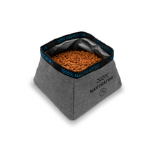 Load image into Gallery viewer, Reiseset für Hunde mit Reisenapf, Futter-Aufbewahrungstasche, Kotbeutel - 3 PIECE DOG TRAVEL BUDDY (B-Ware)