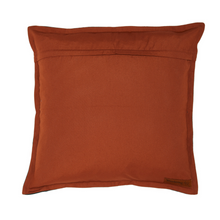 Load image into Gallery viewer, Wandering Folk Hanf Kissenbezug Floral Tan | Boho - Kumpl