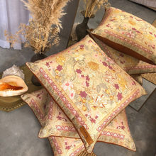 Load image into Gallery viewer, Wandering Folk Kissenbezug Pastel Forest | Boho - Kumpl