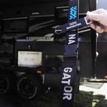 Lade das Bild in den Galerie-Viewer, Awning Buddy. Nahaufnahme der Adaptionen. Farbe: Schwarz. Navigator.