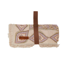 Load image into Gallery viewer, Wandering Folk Woven Throw Rouge | Böhmische Campingdecke - Kumpl