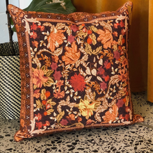 Load image into Gallery viewer, Wandering Folk Kissenbezug Spice Forest | Boho - Kumpl