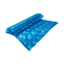 Lade das Bild in den Galerie-Viewer, 88 Cubes Ice Sheet. Natural Ice. Igloo. Eiswürfel. Produktbild Eiswürfel Sheet