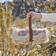 Load image into Gallery viewer, Wandering Folk Woven Throw Rouge | Böhmische Campingdecke - Kumpl