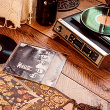 Lade das Bild in den Galerie-Viewer, Wandering Folk Picknickdecke   Spice Forest | Boho Wasserdicht - Kumpl