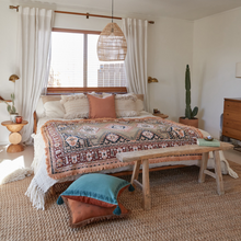 Load image into Gallery viewer, Wandering Folk Woven Throw Clay Canyon | Boho Camping- oder Picknickdecke - Kumpl