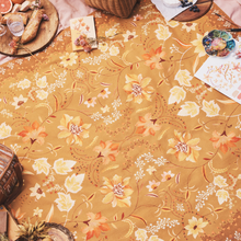 Load image into Gallery viewer, Wandering Folk Picknickdecke  Golden Folk | Boho Wasserdicht - Kumpl