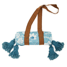 Lade das Bild in den Galerie-Viewer, Wandering Folk Picknickdecke Arctic Folk | Boho Wasserdicht - Kumpl