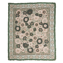 Load image into Gallery viewer, Wandering Folk Woven Throw Pfefferminzfarbe | Boho Camping- oder Picknickdecke - Kumpl
